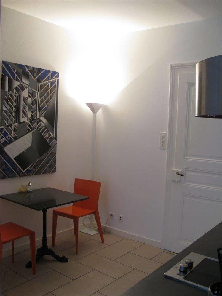 Unique Serviced Living @ Airport Line Basilea Esterno foto