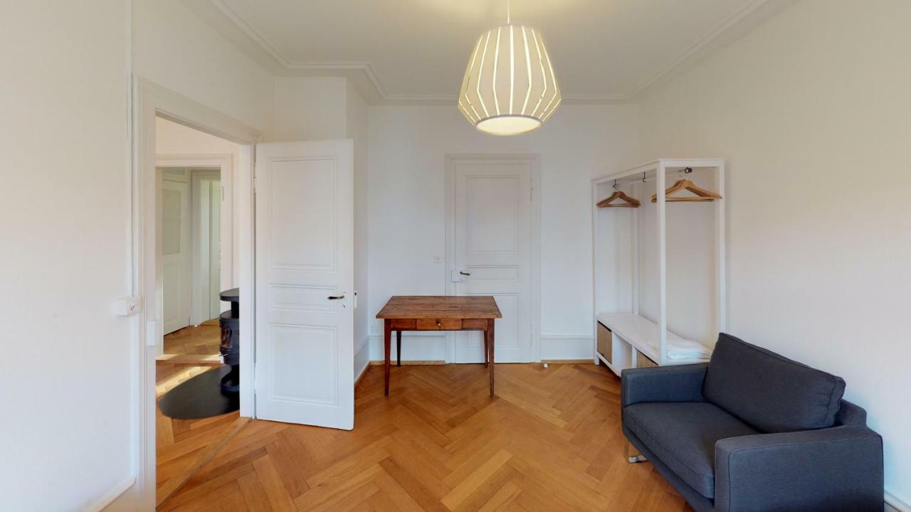 Unique Serviced Living @ Airport Line Basilea Esterno foto