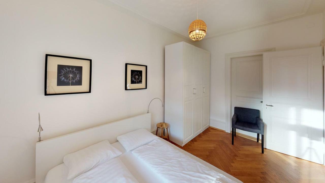 Unique Serviced Living @ Airport Line Basilea Esterno foto