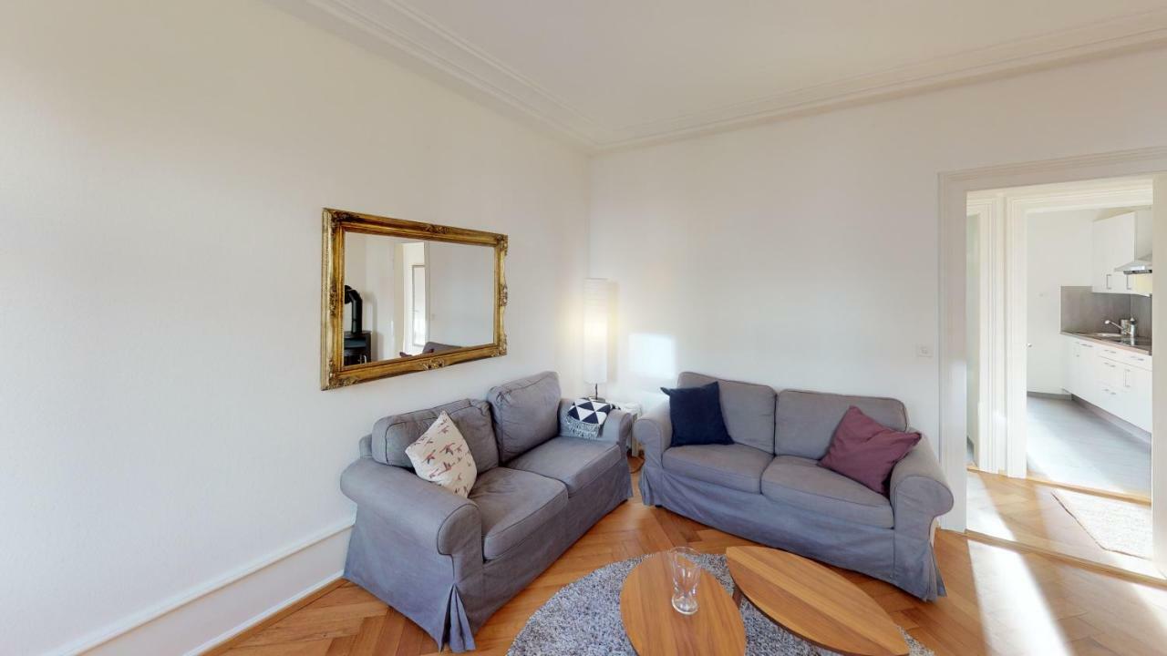Unique Serviced Living @ Airport Line Basilea Esterno foto